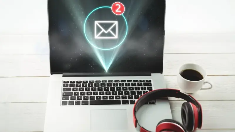 How to Use the LookWhatMomFound Email for Easy Contact and Quick Support