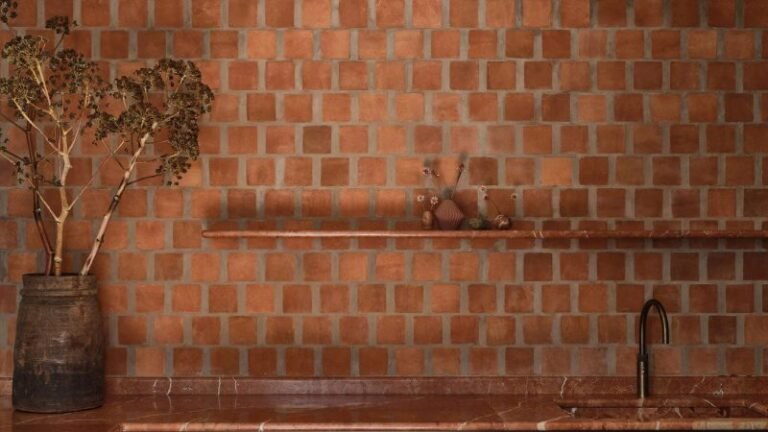 Mexican Terracotta Tile vs Ceramic Tile