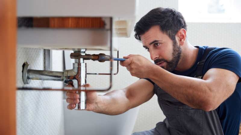 How Hiring a Local Plumber Near Me Ensures Faster Emergency Response