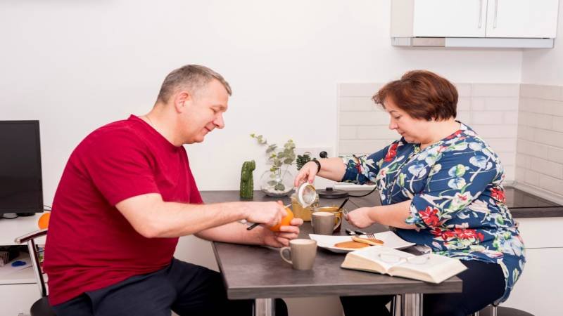 How Does Live In Care Help Older Adults Maintain Social Routines?