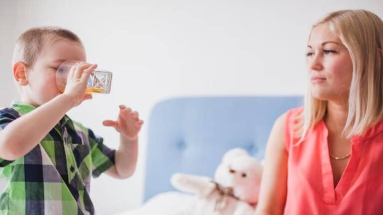 Look What Mom Found: The Sober Curious Mom's Guide to Alcohol-Free Alternatives